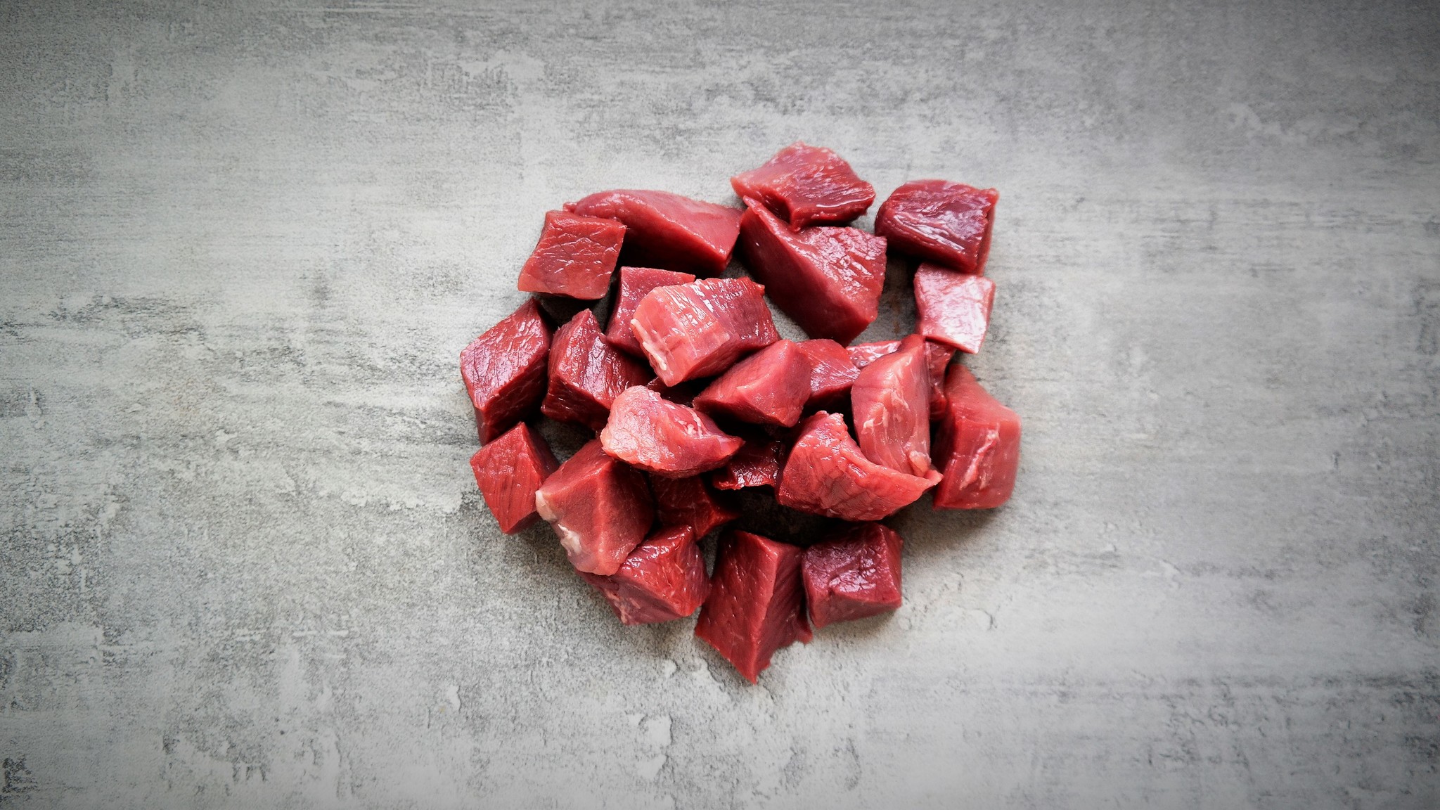 HIRSCHGULASCH  KAUFEN - PREMIUM  QUALITÄT