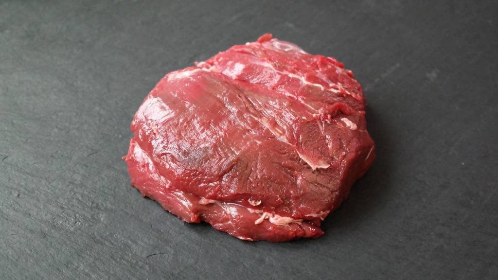 HIRSCHHÜFTE AM STÜCK