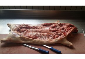 SPANFERKEL OHNE KNOCHEN