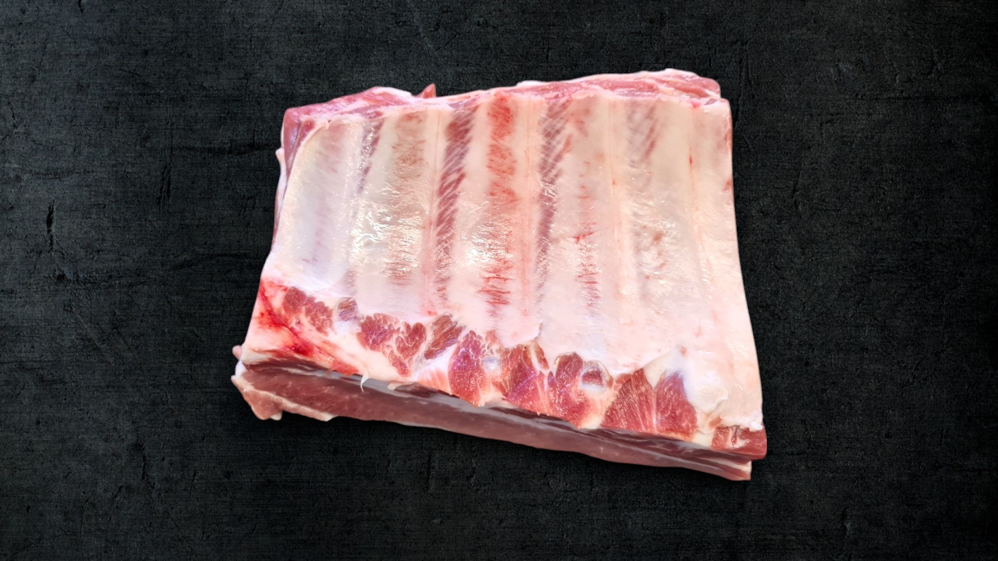 MONSTER PIG SPARE RIBS MIT EXTRA VIEL FLEISCHAUFLAGE