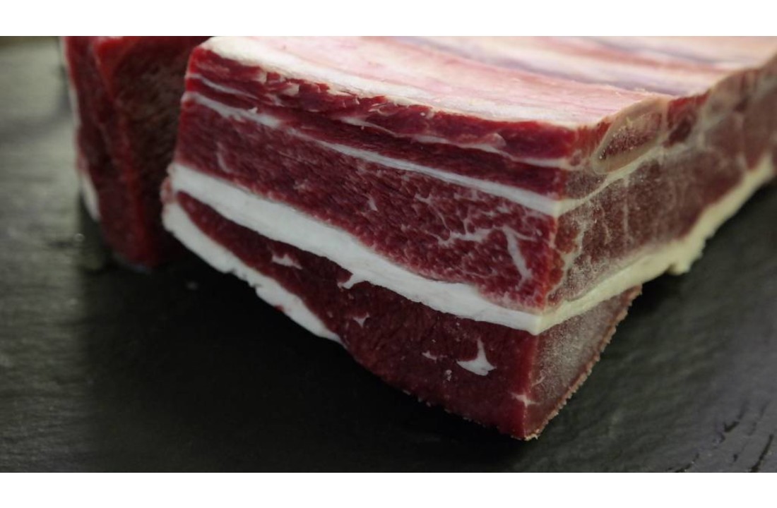 BEEF SHORT RIBS VON DER FÄRSE
