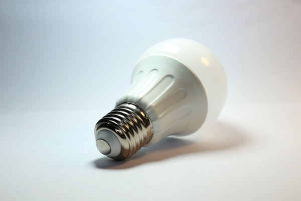 Aigostar LED A5 A60 Grand ANGLE E27 12W 3000K 984LM