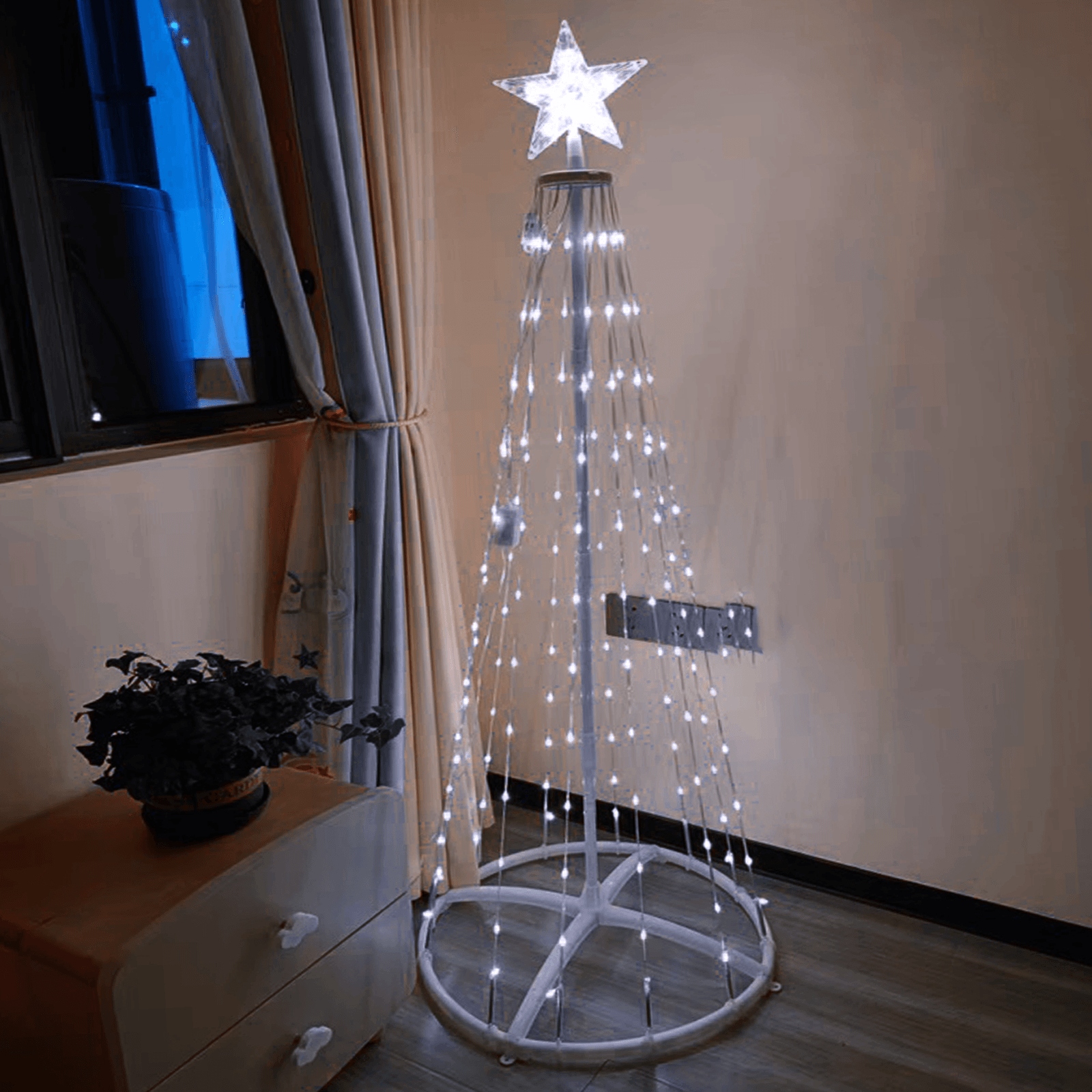 Aigostar Lampe de décoration de sapin de Noël conique 3000K 1,2 1,5 1,8 m IP44 Intérieur et extérieur