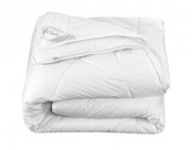 Vriendelijk geprijsd 4-seizoenen synthetisch dekbed