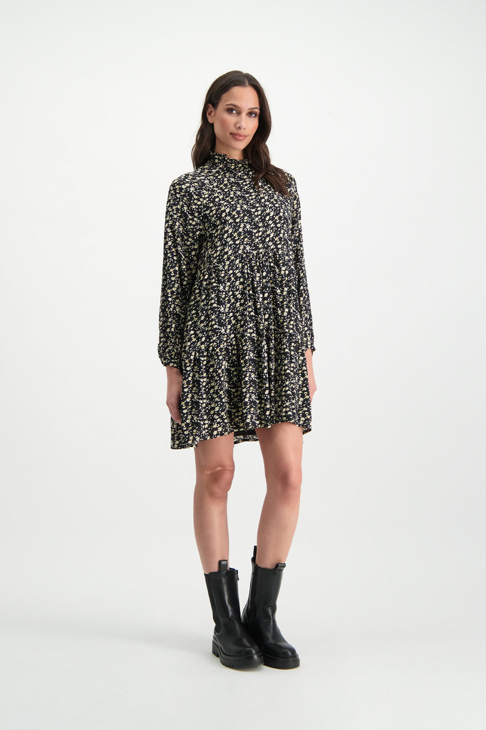 Lofty Manner Black floral print midi dress Lucia