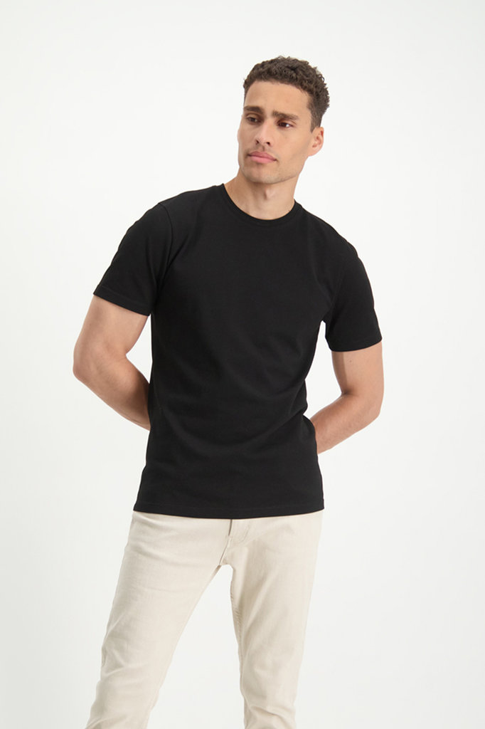 Lofty Manner Black T-shirt Fernando