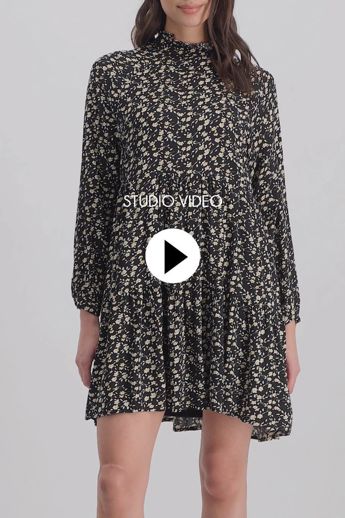 Lofty Manner Black floral print midi dress Lucia