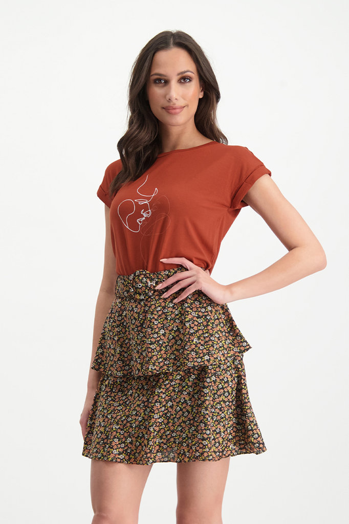 Lofty Manner Roestbruin T-shirt Zoe