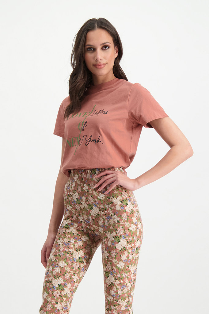 Lofty Manner Roze T-Shirt Xanna