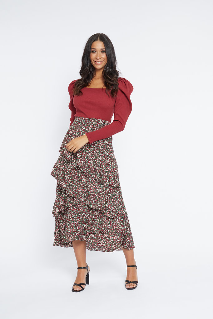 Lofty Manner Red Top Abigail