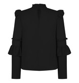 Lofty Manner Black Top Lily