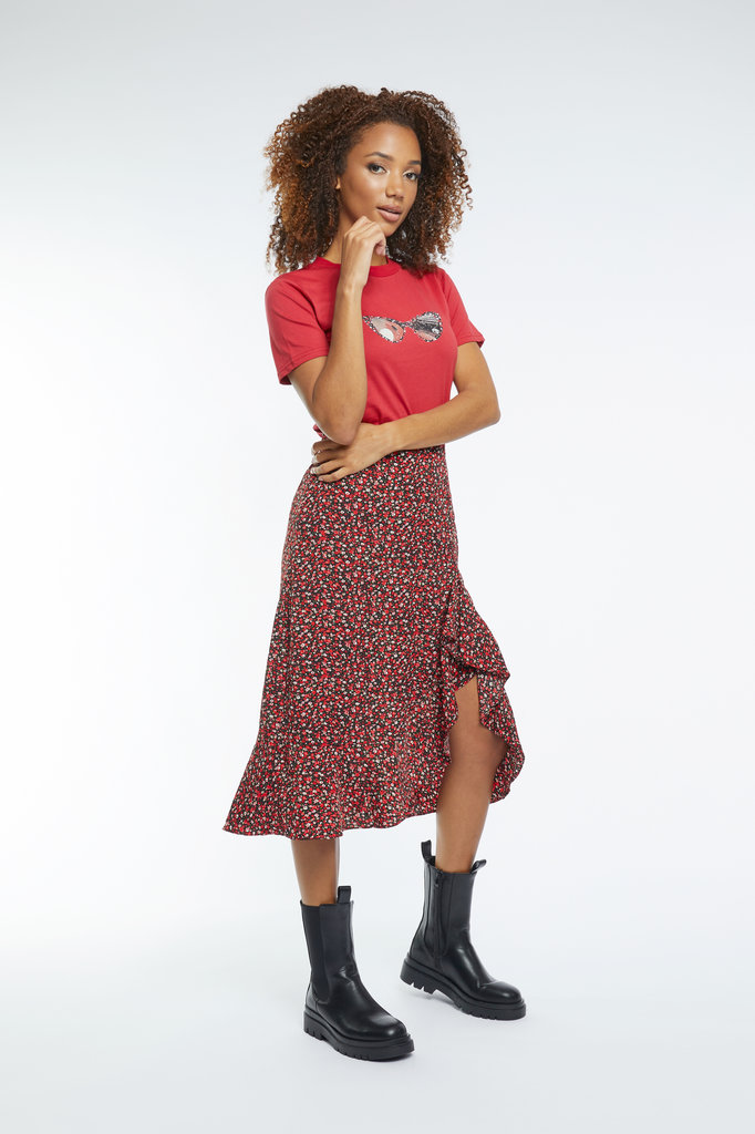 Lofty Manner Red Tee Amaka