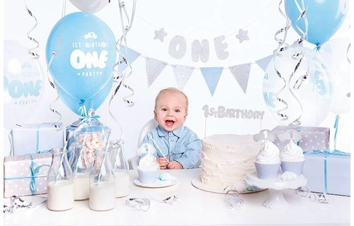 Feestpakket ONEderful Blauw - set van 33 items - Party box voor de eerste verjaardag