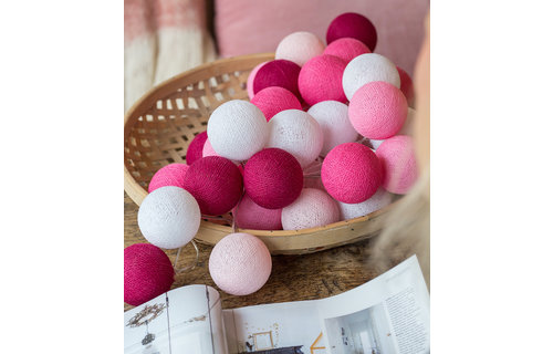 Cotton Ball Lichtslinger Roze - per stuk - 20 ballen