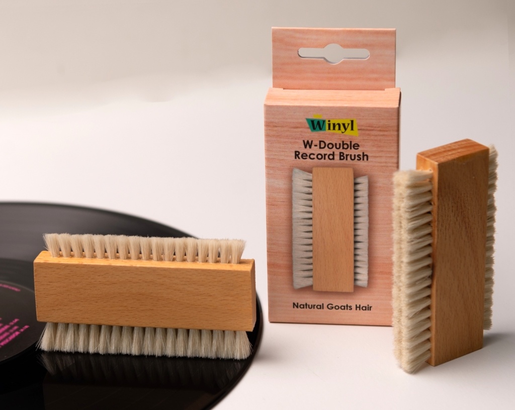 Winyl W-Double Brush Goat Hair - Hi-Stands Webshop! Winyl W-Double Brush Goat Hair - Hi-Stands Webshop!