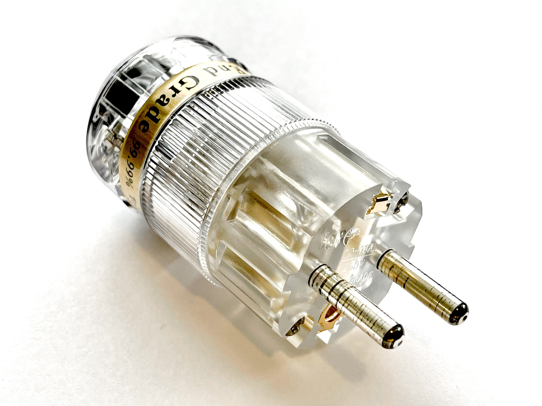 IeGo Schuko Plug 8065 BK Tu Zilver Furukawa Koper Hi Stands Webshop iego-schuko-plug-8065-bk-tu-zilver-furukawa-koper-hi-stands-webshop