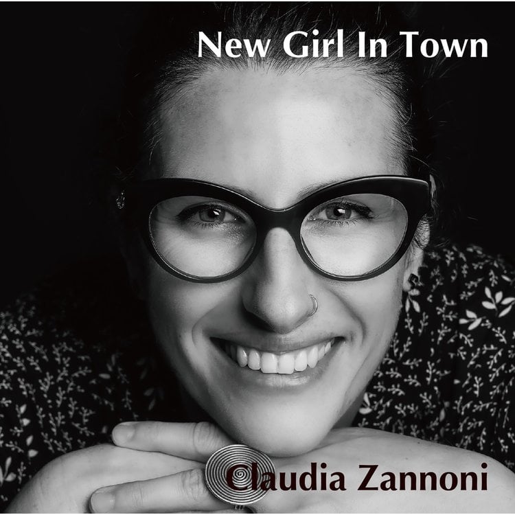 CLAUDIA ZANNONI – NEW GIRL IN TOWN