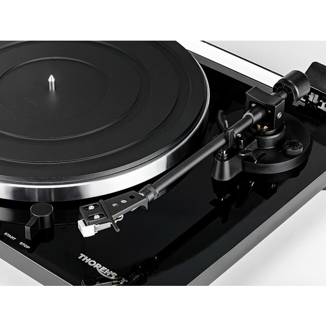 Thorens TD 201 Platine Vinyle – Simplicité et Performance - Noir