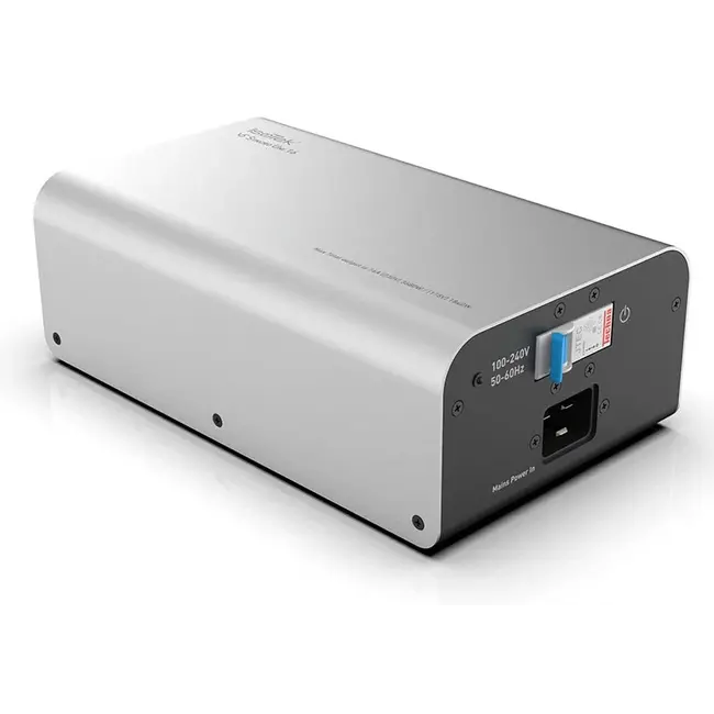 IsoTek V5 Syncro UNI 16 zilver