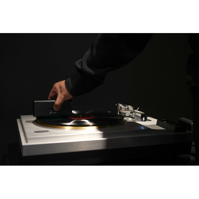 DS Audio SC-001 Sonic Cleaning Brush – Vinyl Record Cleaning Brush