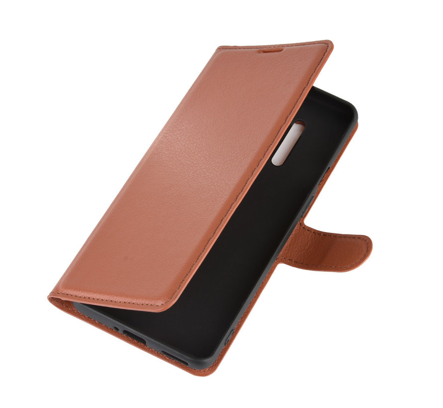 OnePlus 8 Pro Wallet Flip Case Bruin