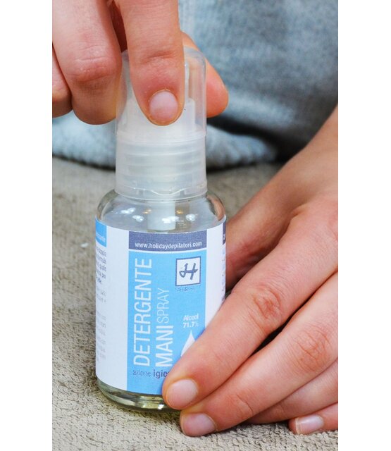 DESINFECTERENDE SPRAY 50 ML â 2-IN-1: DESINFECTIE EN HYDRATATIE
