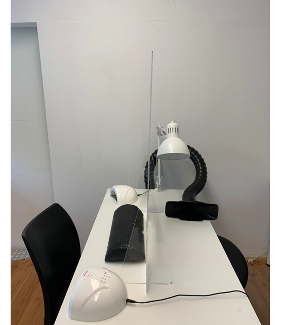 Anti virus scherm/ kuchscherm / baliescherm / hygiënescherm - 68 x 75 cm