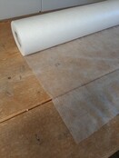 NON WOVEN BEHANDELTAFEL ROL â WEGWERP SPA BED COVER MET PRETAGLIO