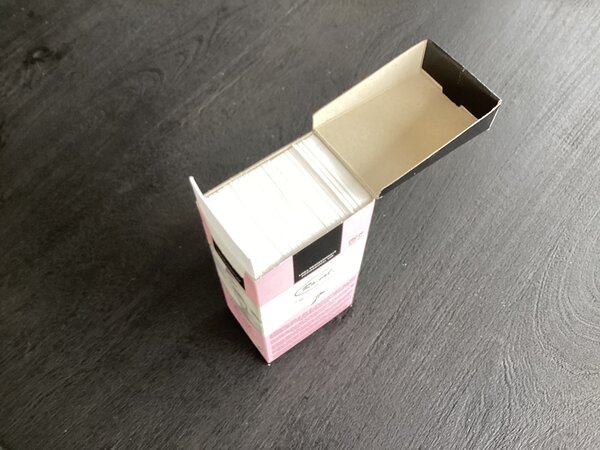 Ro.ial Harsstrips Box – Professionele Wax Strips voor Effectief Ontharen | 250 stuks Ro.ial Harsstrips Box – Professionele Wax Strips voor Effectief Ontharen | 250 stuks