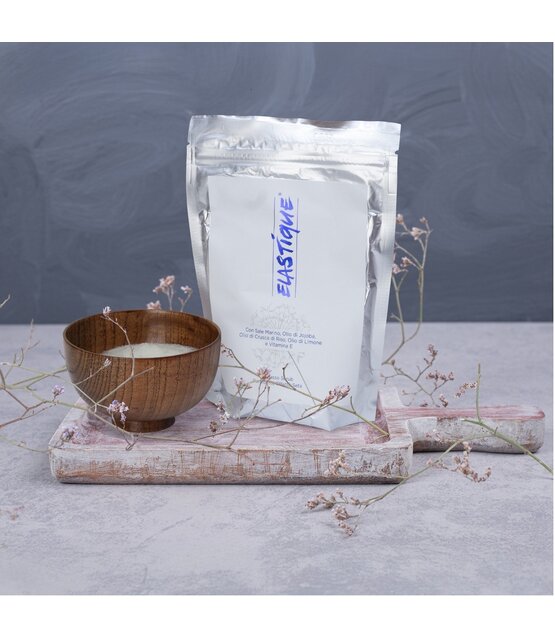 THALASSO SCRUB â EXFOLI eRENDE LICHAAMSSCRUB MET ZEEZOUT EN OLI eN