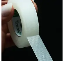 Geperforeerde Tape – Noble Lashes 12,5 mm × 9,14 m