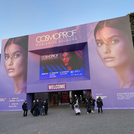 Cosmoprof 2026 waxing trends voor salons: Holiday en Ro.ial