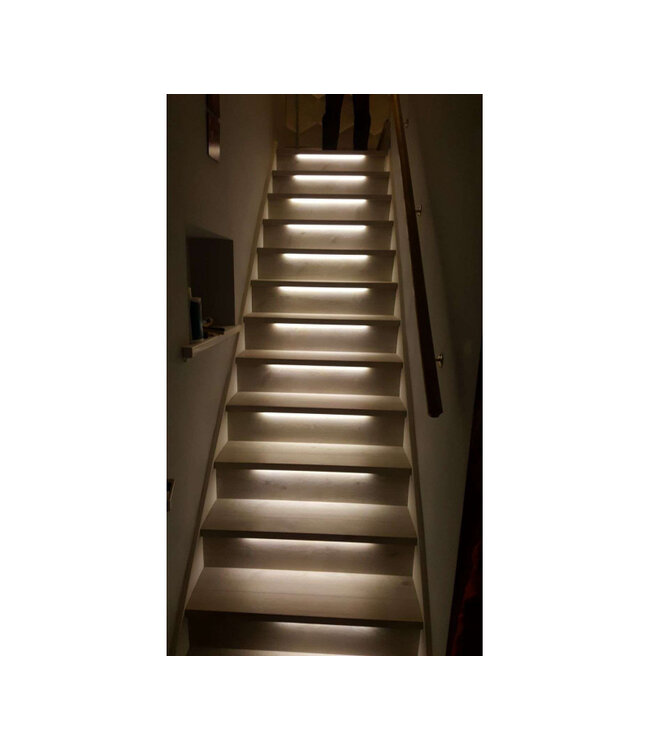 Complete Set LED Trapverlichting - COB LEDS - Met Alu Profiel - 20CM - 320 Leds/M -3000K Warm Wit