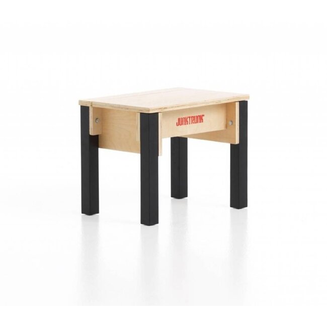 Kinderhocker mit Stauraum