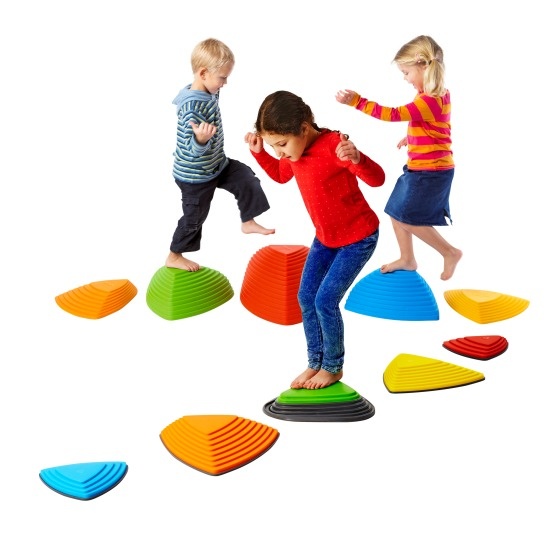 Gleichgewichtsspiele und Balance Spiele für Kinder und Kleinkinder