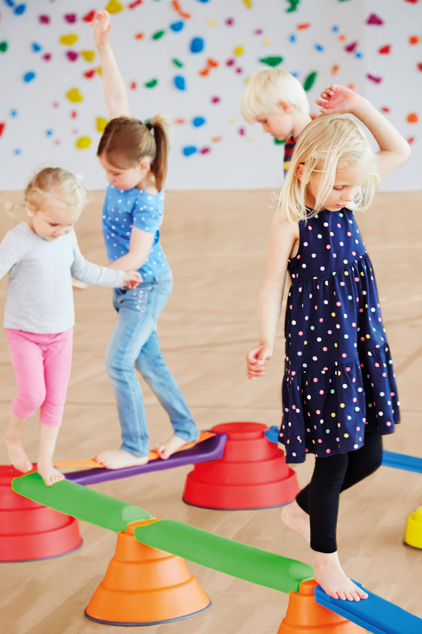 Bewegungsspiele Hort und Grundschule für Drinnen und Draußen
