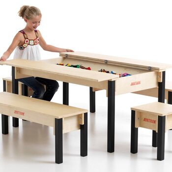 Kindertische mit Aufbewahrung