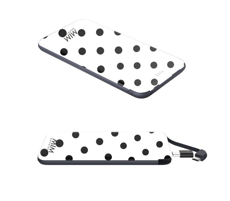 FRANZÖSISCHE MÄDCHEN - POWERBANK