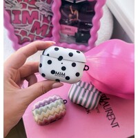 FRANZÖSISCHE MÄDCHEN - MIM AIRPODS