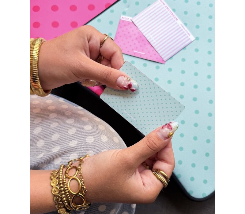 MINT TO BE - MIM PINPAS STICKER
