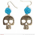 Nieuw2015-2016 Rose met gouden oorbellen