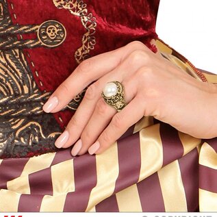 Pk 12 "GOLD RING WITH PEARL"