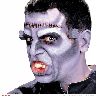 Pk  6 "MONSTER MAKE-UP SET WITH ACCESSORIES"