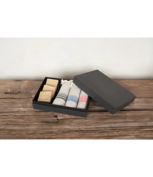 elegante verwenbox: Luxe gastendoekjes en geurige zeepjes