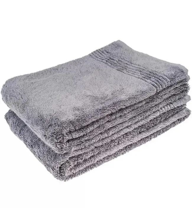 grijs saunapakket met saunadoek en badstof slippers