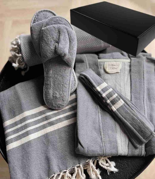 sauna cadeaupakket: hamam badjas, hamamdoeken en slippers – grijs