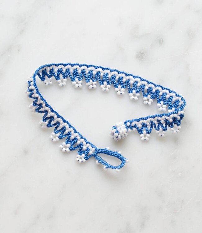 gehaakt armbandje - Triangles - blauw & witte kraaltjes