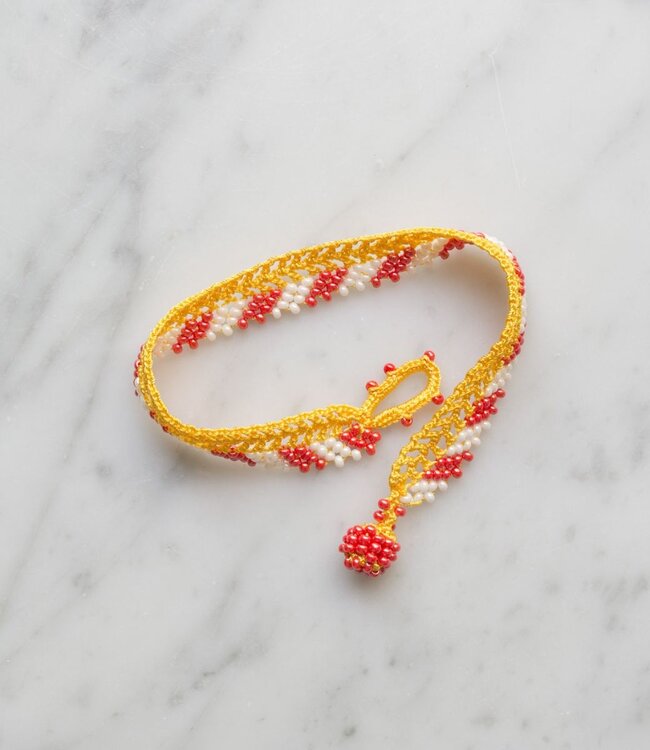 Boho kant armbandje – handgemaakt -  Stripes geel & gekleurde kraaltjes