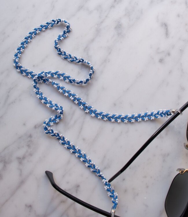 Gehaakt zonnebril koord - Twigs - blauw wit