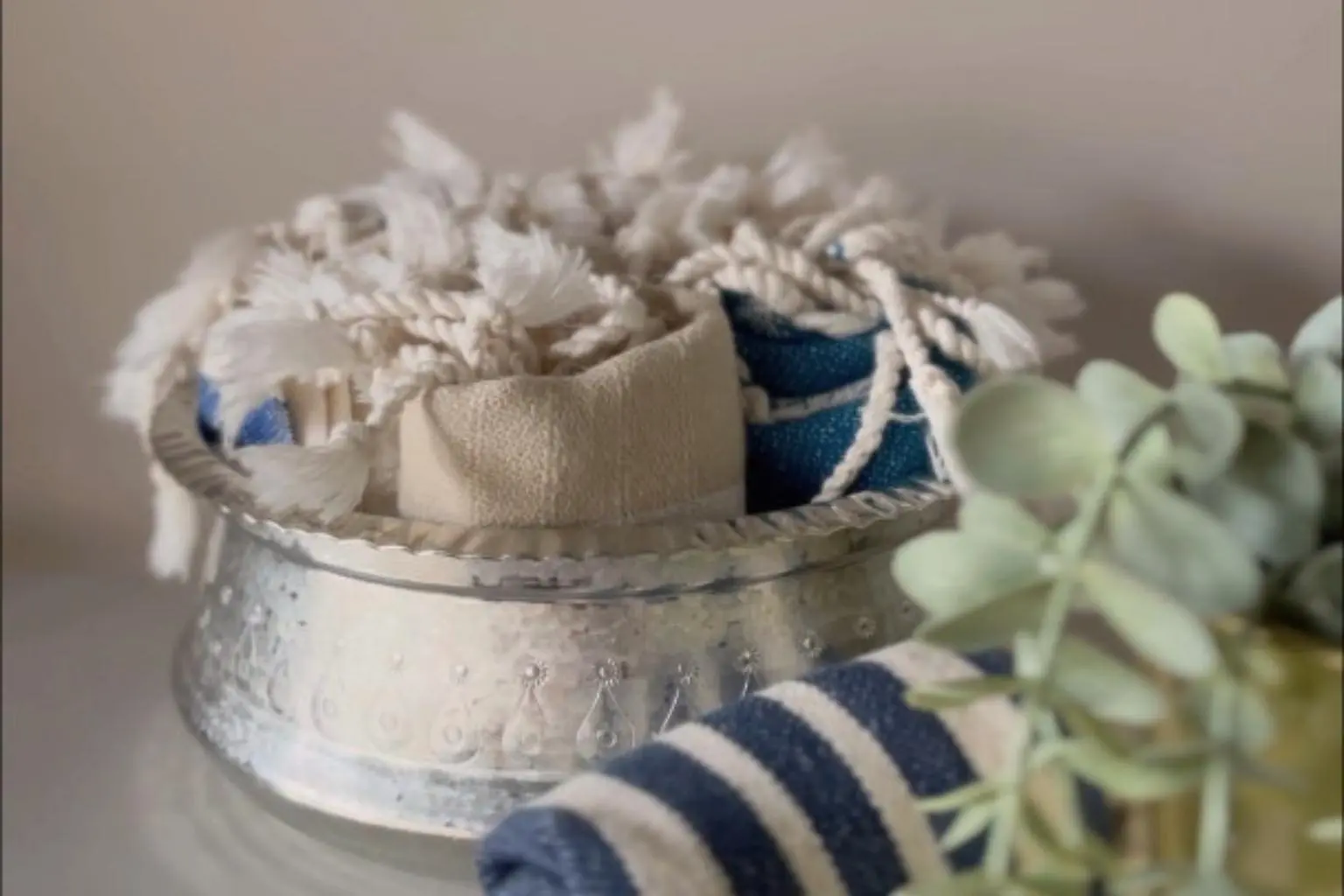 Moederdagcadeaus met hamamdoeken en accessoires in schaal